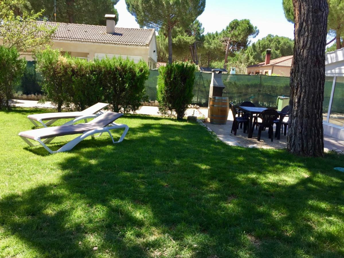 Chalet Medina Del Campo Entrepinares El Campillo  Екстер'єр фото